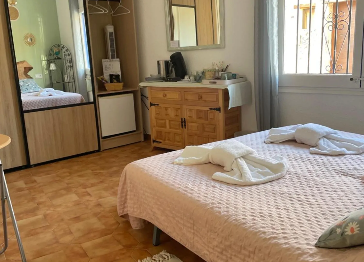 Konukevi Douce Pause Otel Darnius İspanya